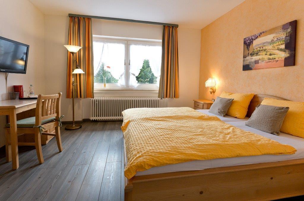 Hotel Zur Hessischen Schweiz Doernhagen Exterior foto
